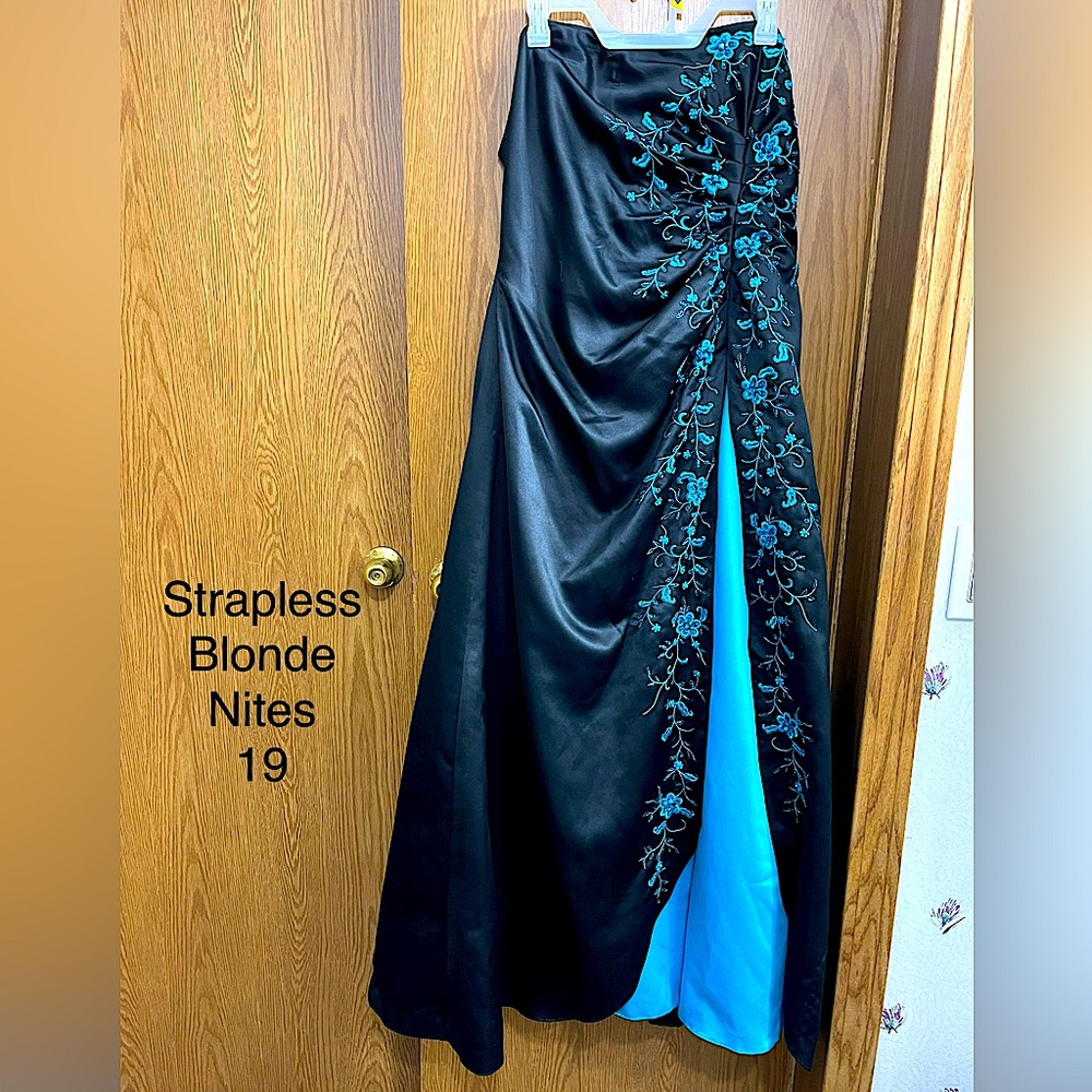 Strapless Blondie Nites Prom dress or elegant evening Size 19